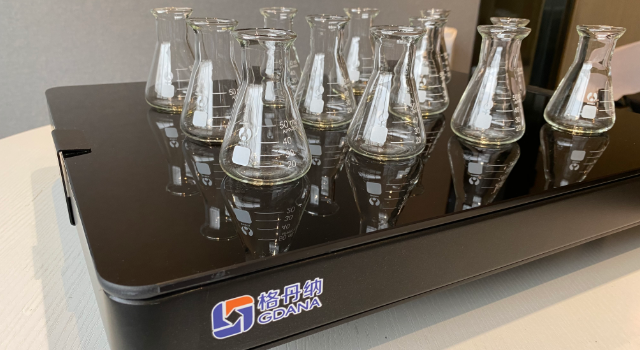 實（shí）驗電熱板