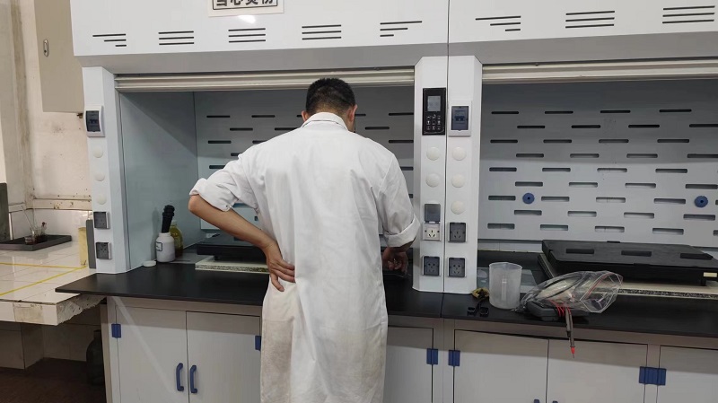 用戶（hù）實（shí）踐操作電熱板