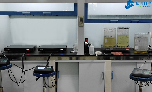 陶瓷（cí）加（jiā）熱板（bǎn）和石墨電熱板